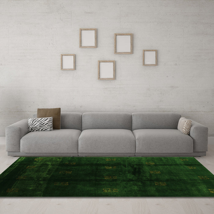 Machine Washable Abstract Green Contemporary Area Rugs in a Living Room,, wshcon2033grn