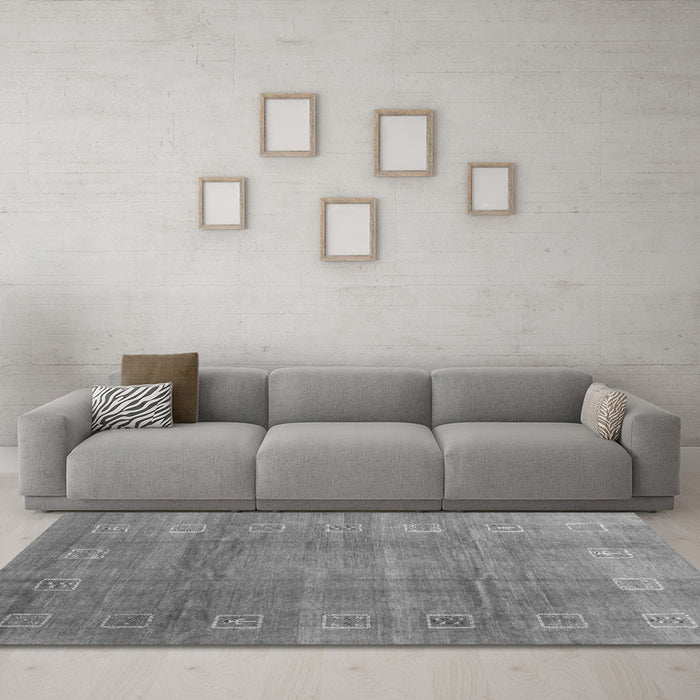 Machine Washable Abstract Gray Contemporary Rug in a Living Room,, wshcon2034gry