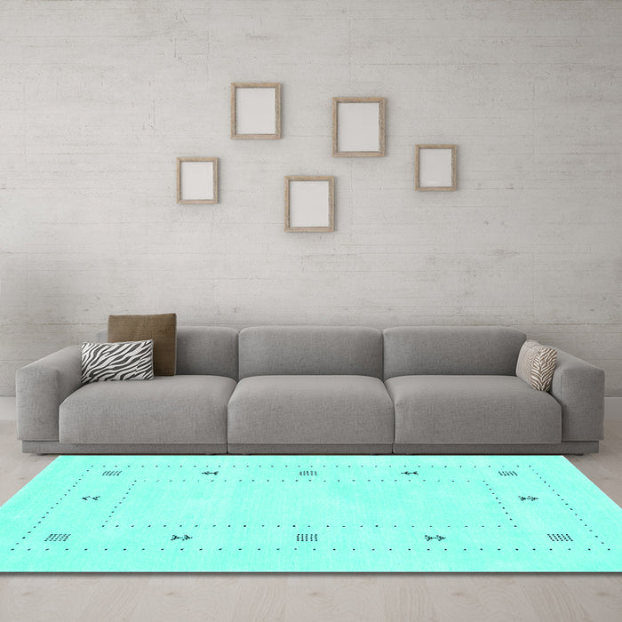 Machine Washable Solid Turquoise Modern Area Rugs in a Living Room,, wshcon2038turq