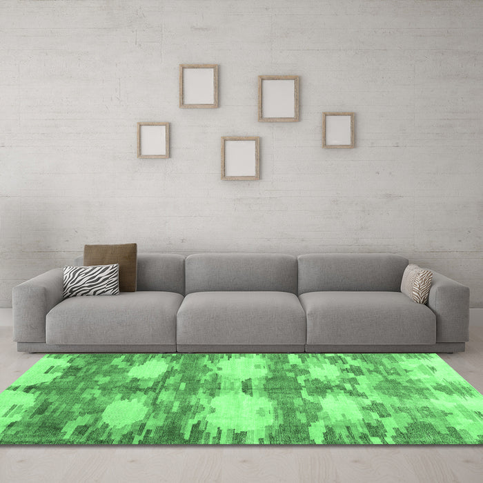 Machine Washable Abstract Emerald Green Contemporary Area Rugs in a Living Room,, wshcon2042emgrn