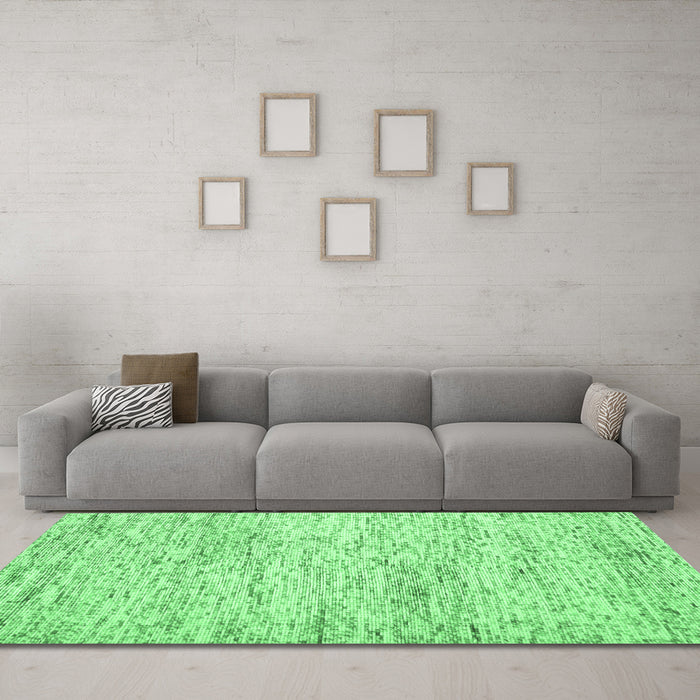 Machine Washable Abstract Emerald Green Contemporary Area Rugs in a Living Room,, wshcon2051emgrn