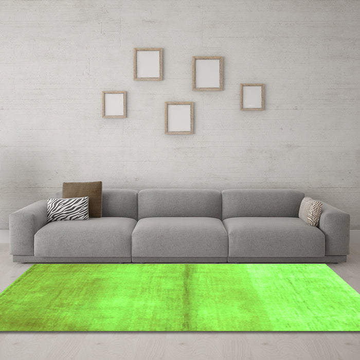 Machine Washable Abstract Green Contemporary Area Rugs in a Living Room,, wshcon2058grn