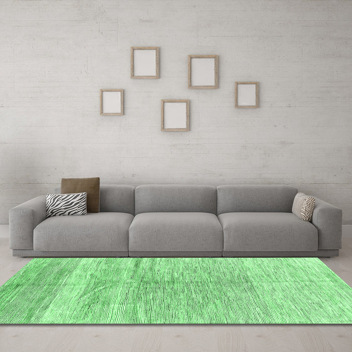 Machine Washable Abstract Emerald Green Contemporary Area Rugs in a Living Room,, wshcon2059emgrn