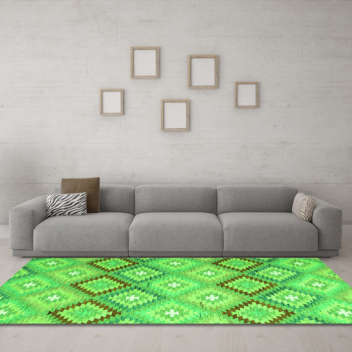 Machine Washable Southwestern Green Country Area Rugs in a Living Room,, wshcon2064grn