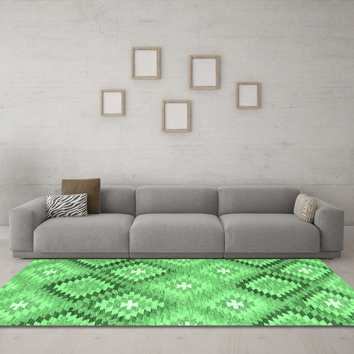 Machine Washable Southwestern Emerald Green Country Area Rugs in a Living Room,, wshcon2067emgrn