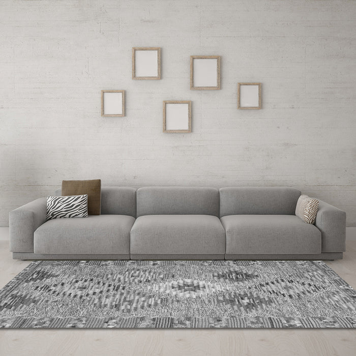 Machine Washable Southwestern Gray Country Rug in a Living Room,, wshcon2068gry