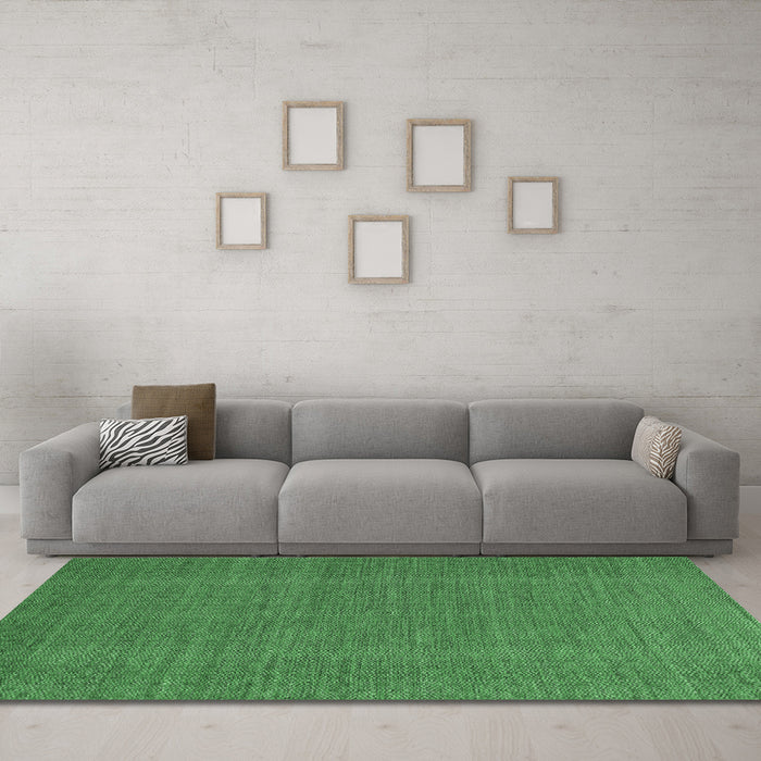 Machine Washable Abstract Emerald Green Contemporary Area Rugs in a Living Room,, wshcon2069emgrn