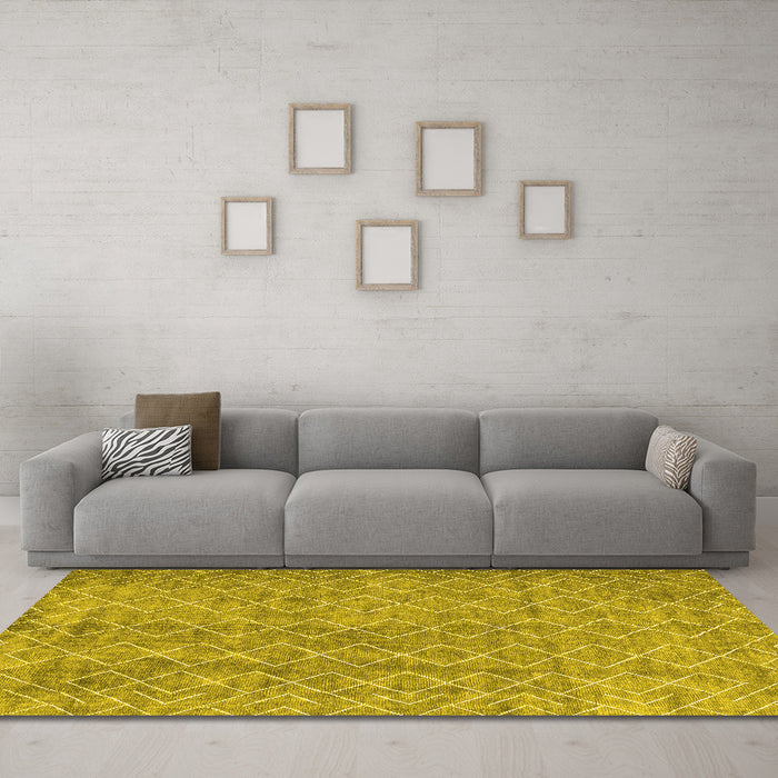 Machine Washable Abstract Yellow Contemporary Rug in a Living Room, wshcon2086yw