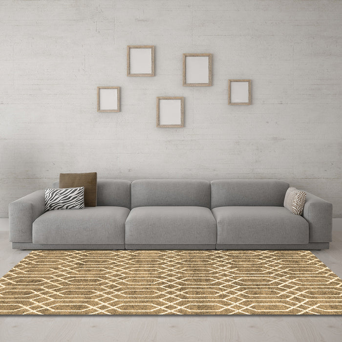 Machine Washable Abstract Brown Contemporary Rug in a Living Room,, wshcon2092brn