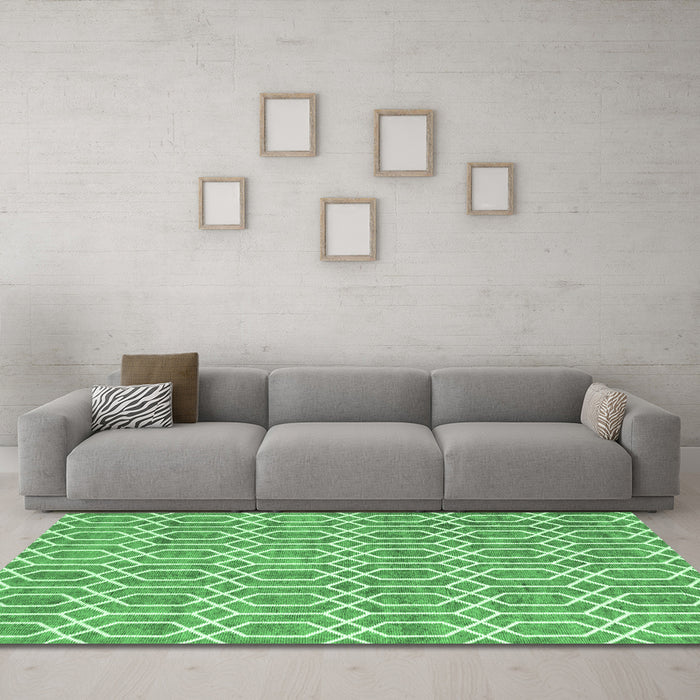 Machine Washable Abstract Emerald Green Contemporary Area Rugs in a Living Room,, wshcon2092emgrn