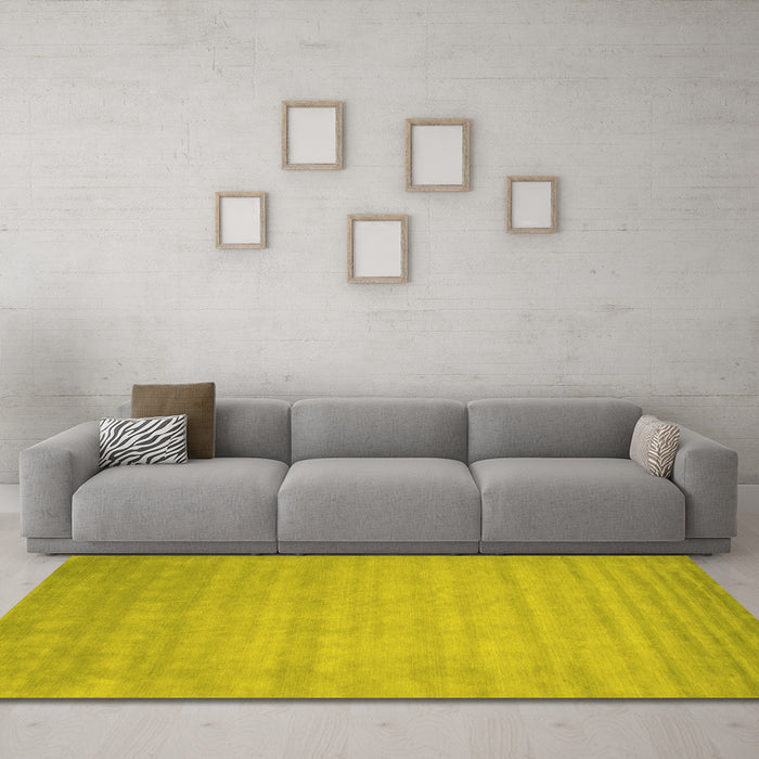 Machine Washable Abstract Yellow Contemporary Rug in a Living Room, wshcon20yw