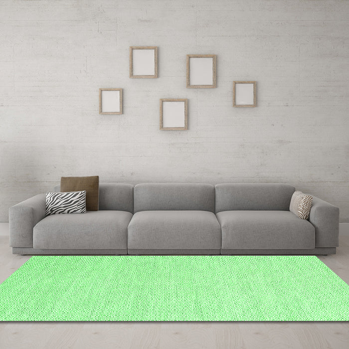 Machine Washable Abstract Green Contemporary Area Rugs in a Living Room,, wshcon2119grn