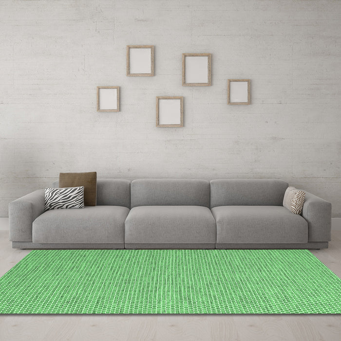 Machine Washable Abstract Emerald Green Contemporary Area Rugs in a Living Room,, wshcon2125emgrn