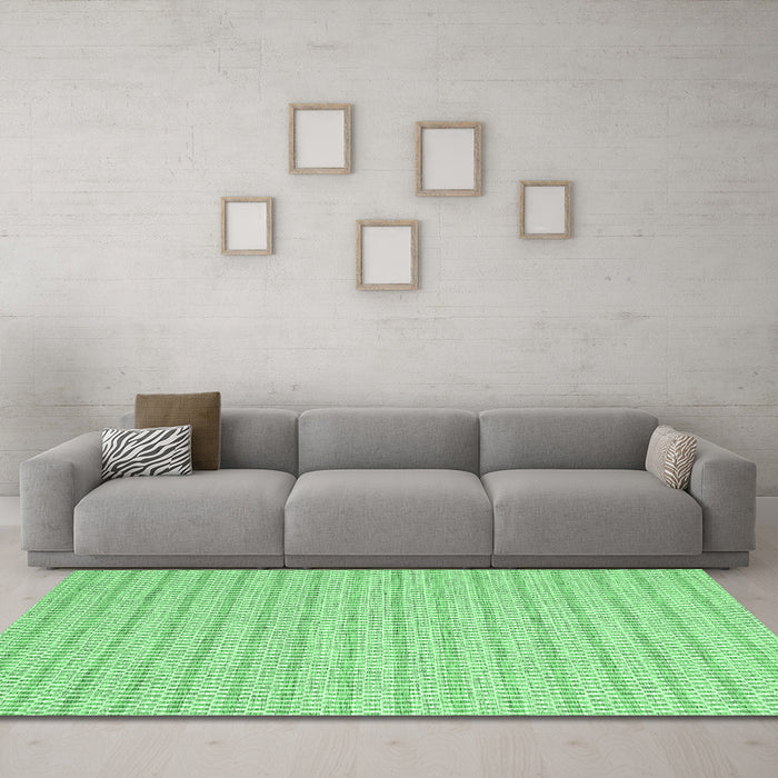 Machine Washable Abstract Emerald Green Contemporary Area Rugs in a Living Room,, wshcon2126emgrn