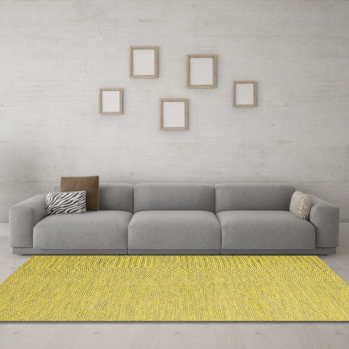 Machine Washable Abstract Yellow Contemporary Rug in a Living Room, wshcon2135yw