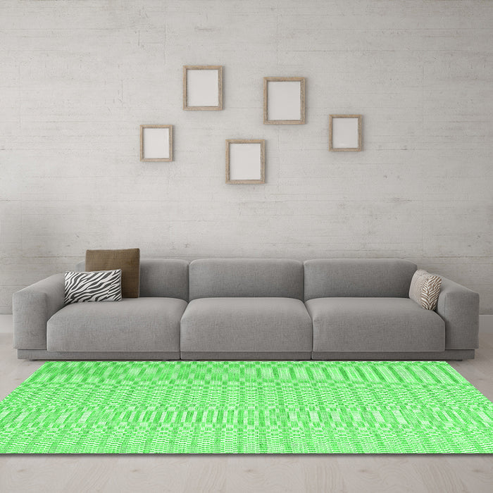Machine Washable Solid Green Modern Area Rugs in a Living Room,, wshcon2158grn