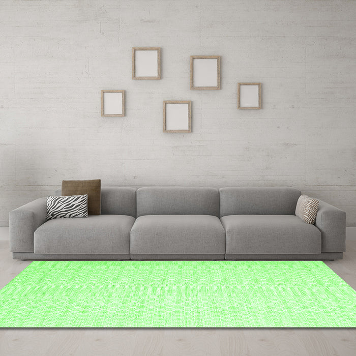 Machine Washable Solid Green Modern Area Rugs in a Living Room,, wshcon2162grn