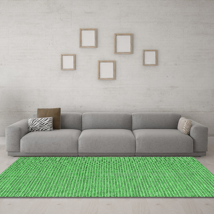 Machine Washable Abstract Green Contemporary Area Rugs in a Living Room,, wshcon2171grn