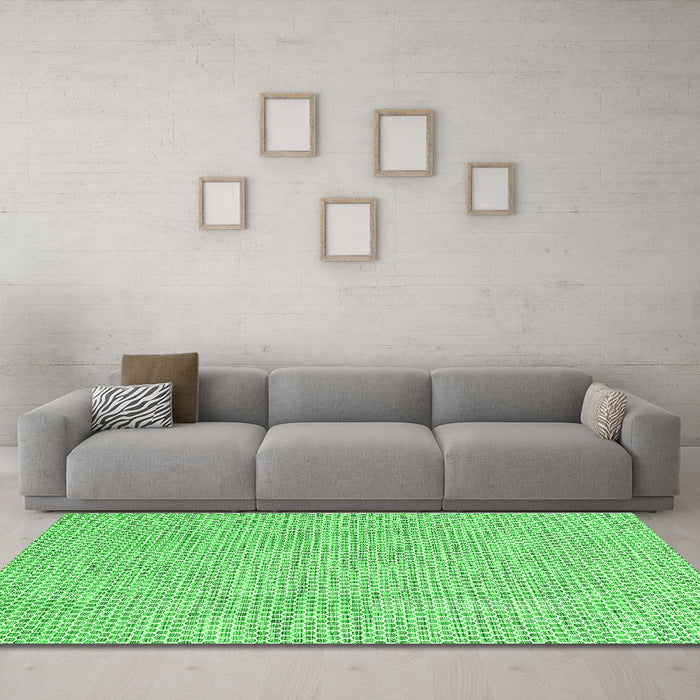 Machine Washable Abstract Green Contemporary Area Rugs in a Living Room,, wshcon2179grn