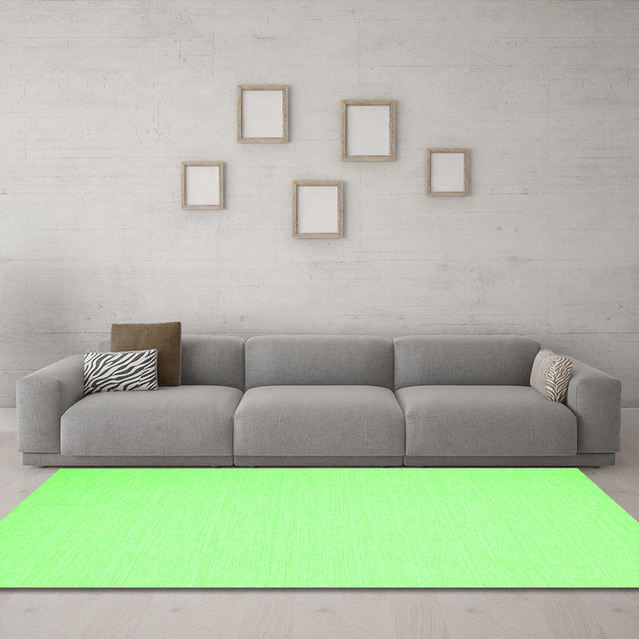 Machine Washable Abstract Green Contemporary Area Rugs in a Living Room,, wshcon217grn