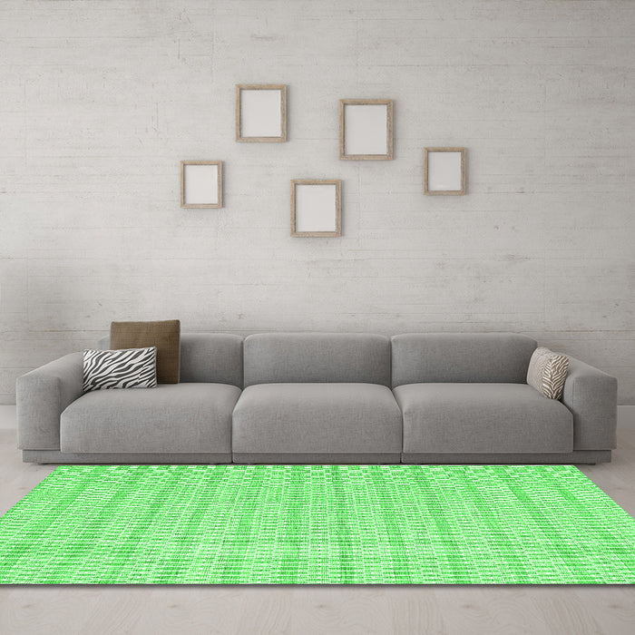 Machine Washable Abstract Green Contemporary Area Rugs in a Living Room,, wshcon2185grn