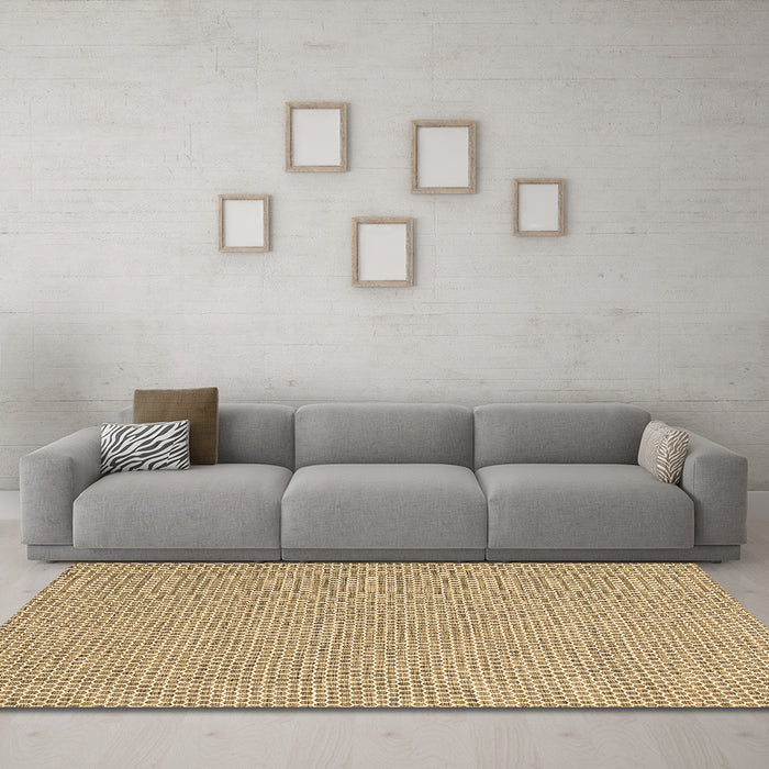 Machine Washable Abstract Brown Contemporary Rug in a Living Room,, wshcon2188brn