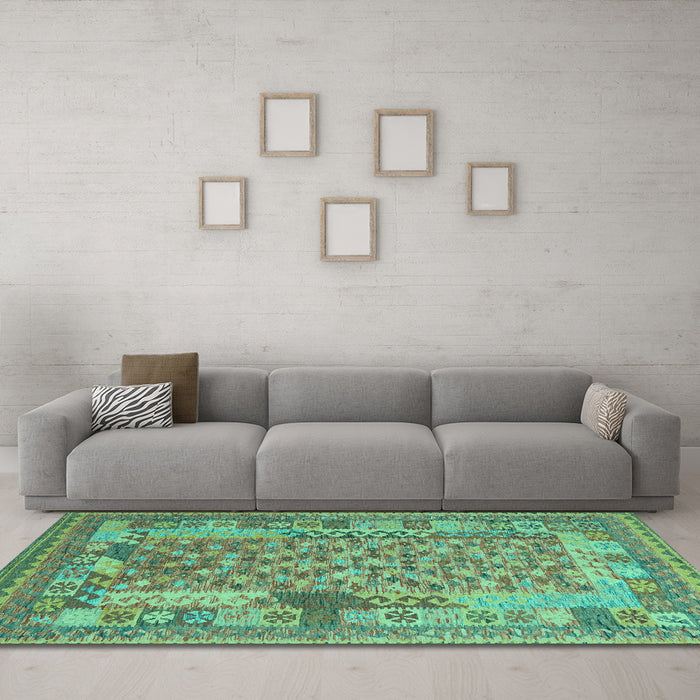 Machine Washable Oriental Turquoise Traditional Area Rugs in a Living Room,, wshcon2197turq
