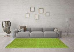 Machine Washable Abstract Green Contemporary Area Rugs in a Living Room,, wshcon21grn
