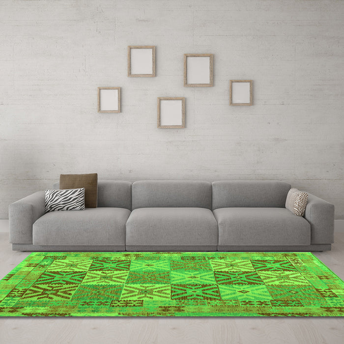 Machine Washable Southwestern Green Country Area Rugs in a Living Room,, wshcon2200grn