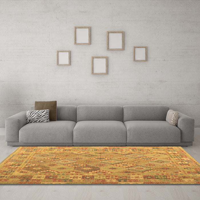 Machine Washable Abstract Brown Contemporary Rug in a Living Room,, wshcon2204brn
