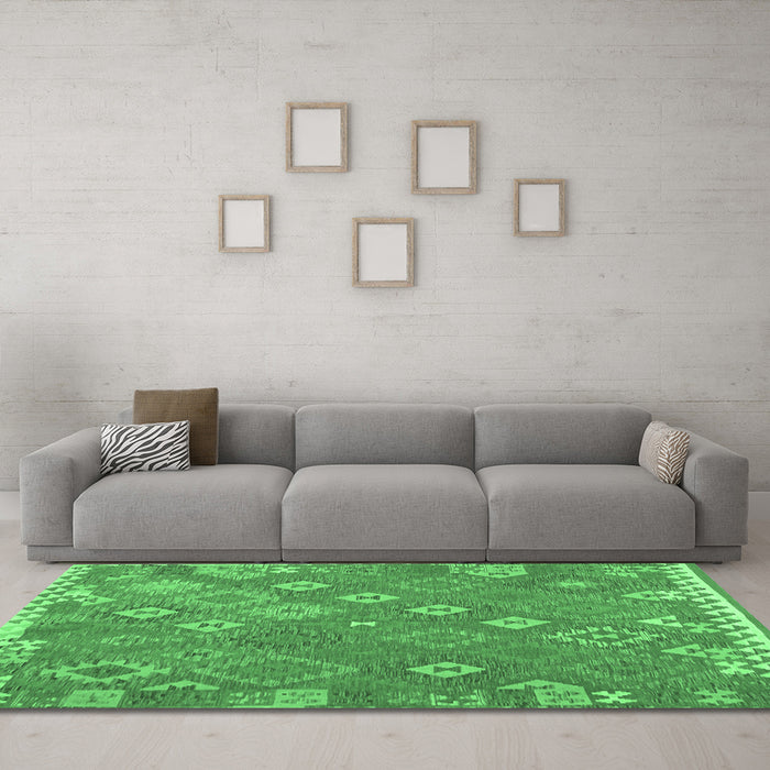 Machine Washable Southwestern Emerald Green Country Area Rugs in a Living Room,, wshcon2209emgrn