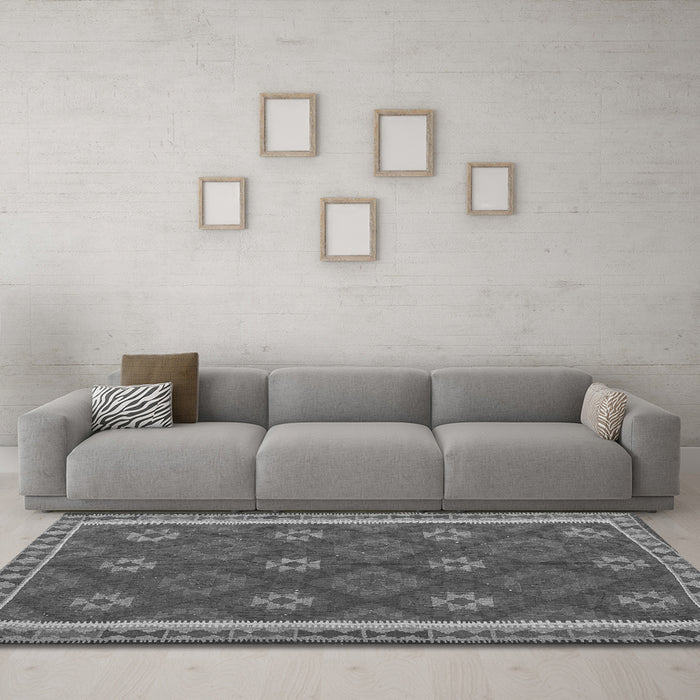 Machine Washable Oriental Gray Traditional Rug in a Living Room,, wshcon2214gry