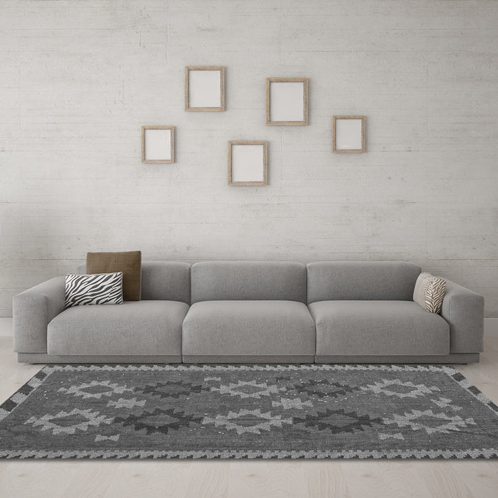 Machine Washable Oriental Gray Traditional Rug in a Living Room,, wshcon2216gry
