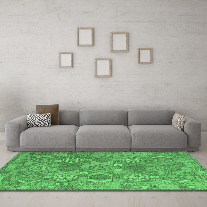 Machine Washable Southwestern Emerald Green Country Area Rugs in a Living Room,, wshcon2217emgrn