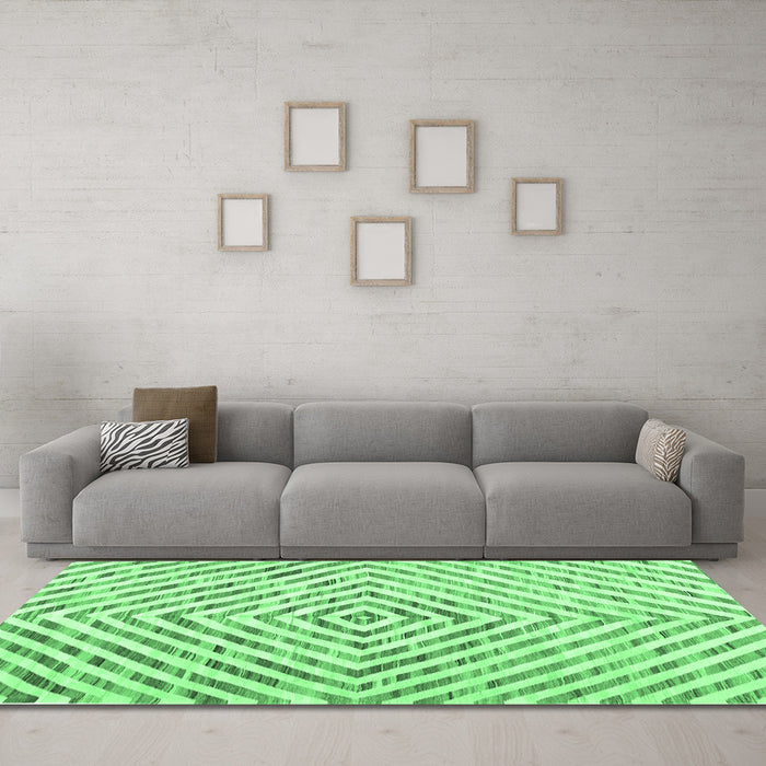 Machine Washable Abstract Emerald Green Contemporary Area Rugs in a Living Room,, wshcon2219emgrn