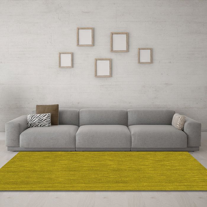 Machine Washable Abstract Yellow Contemporary Rug in a Living Room, wshcon221yw