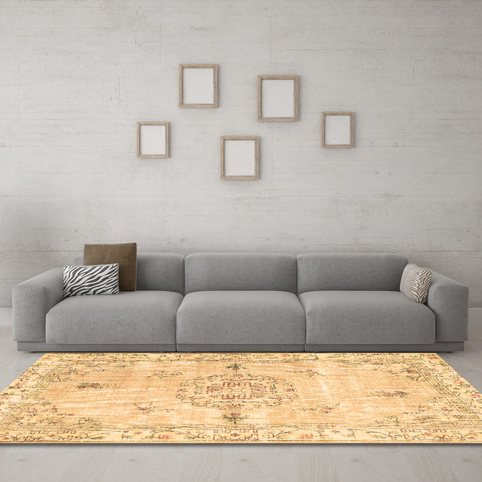 Machine Washable Abstract Brown Contemporary Rug in a Living Room,, wshcon2220brn