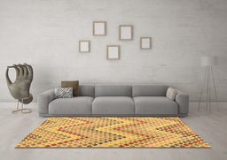 Machine Washable Abstract Brown Contemporary Rug in a Living Room,, wshcon2222brn