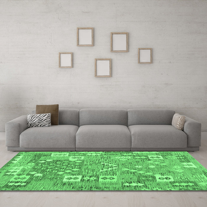 Machine Washable Southwestern Emerald Green Country Area Rugs in a Living Room,, wshcon2226emgrn