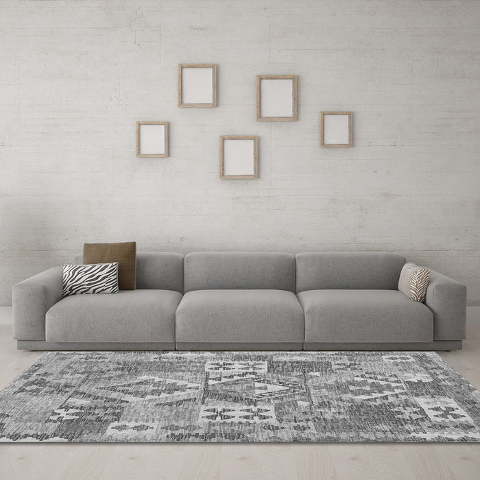 Machine Washable Southwestern Gray Country Rug in a Living Room,, wshcon2231gry