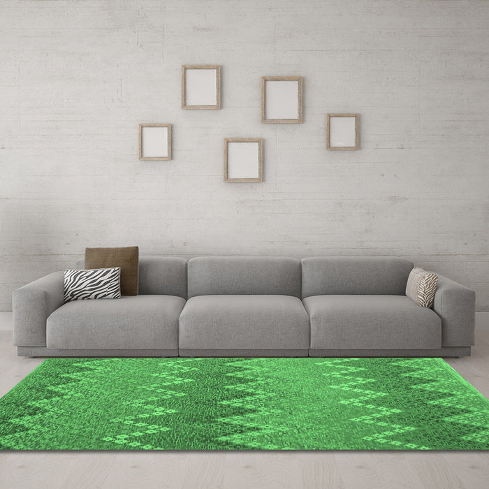 Machine Washable Southwestern Emerald Green Country Area Rugs in a Living Room,, wshcon2235emgrn