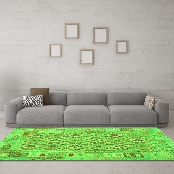 Machine Washable Southwestern Green Country Area Rugs in a Living Room,, wshcon2237grn