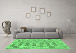 Machine Washable Southwestern Emerald Green Country Area Rugs in a Living Room,, wshcon2237emgrn