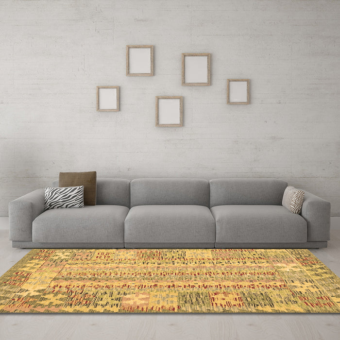 Machine Washable Southwestern Brown Country Rug in a Living Room,, wshcon2242brn