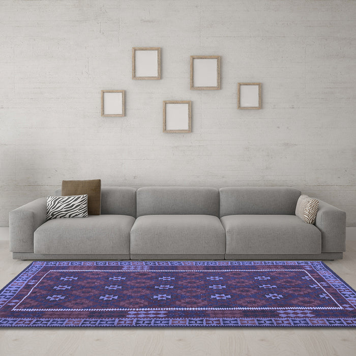 Machine Washable Oriental Blue Traditional Rug in a Living Room, wshcon2245blu