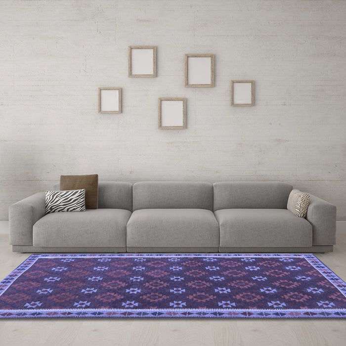 Machine Washable Oriental Blue Traditional Rug in a Living Room, wshcon2255blu