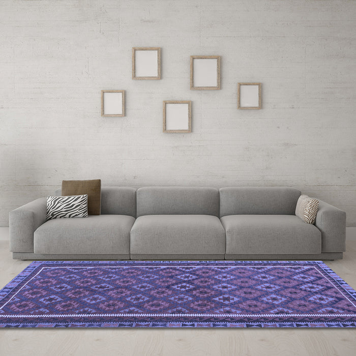 Machine Washable Oriental Blue Traditional Rug in a Living Room, wshcon2256blu