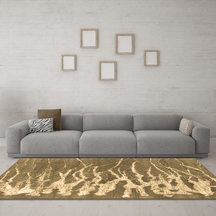Machine Washable Abstract Brown Contemporary Rug in a Living Room,, wshcon2259brn
