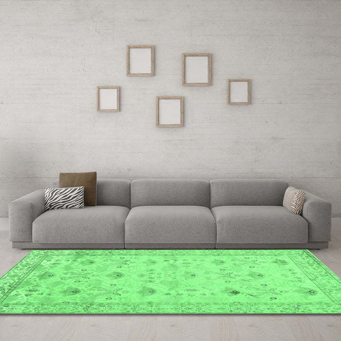Machine Washable Abstract Emerald Green Contemporary Area Rugs in a Living Room,, wshcon2286emgrn