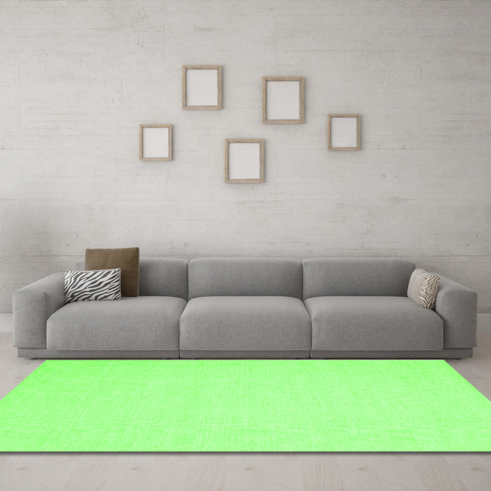 Machine Washable Abstract Green Contemporary Area Rugs in a Living Room,, wshcon228grn